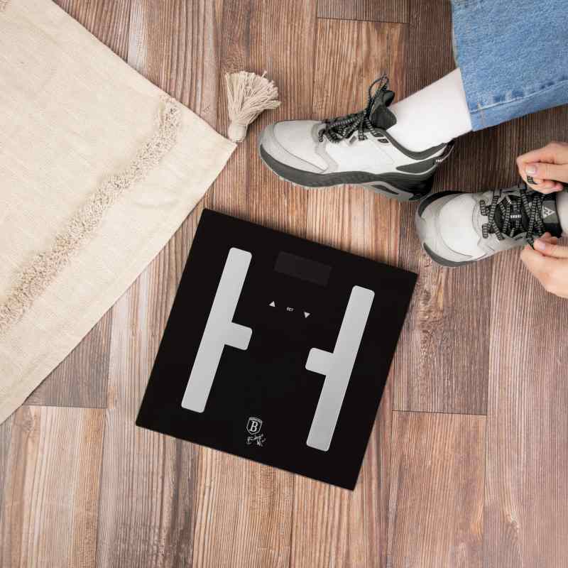 BERLINGERHAUS Osobní váha s měřením tuku, svalů a vody 180 kg Matte Black Collection BH-9734