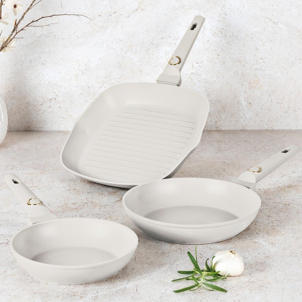 BERLINGERHAUS Sada pánví s titanovým povrchem 3 ks Sahara Collection steak BH-8079