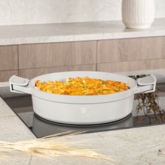 Pekáč s titánovým povrchom a pokrievkou 28 cm Sahara Collection