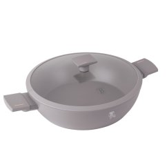 Tigaie cu suprafata din titan si capac 32 cm Colectia Taupe Tigaie cu suprafata din titan si capac 32 cm Colectia Taupe