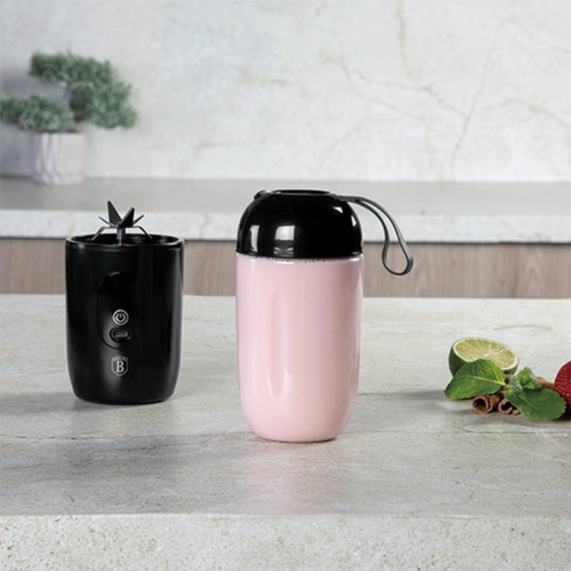 Blender pentru smoothie cu încărcare USB negru