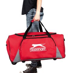 Športová/cestovná taška s kolieskami 65 x 34 cm červená