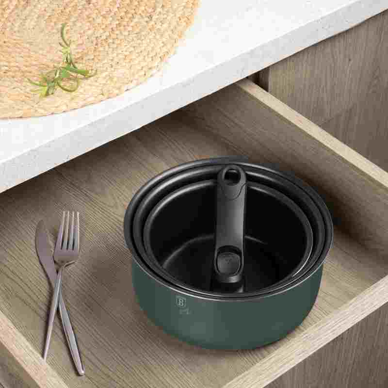 Sada nádobí s titanovým povrchem 13 ks Matte Green Collection