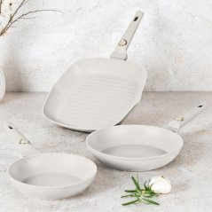 Sada pánví s titanovým povrchem 3 ks Sahara Collection steak