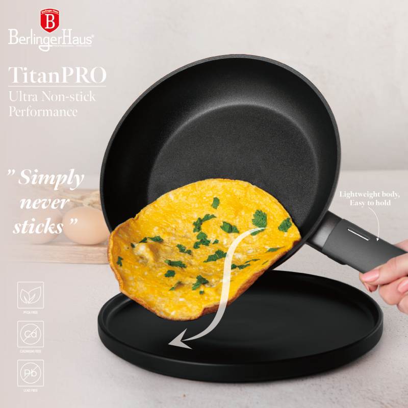 Pánev s titanovým povrchem 24 cm Antracit Collection