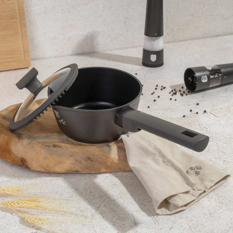 Rendlík s poklicí s titanovým povrchem 16 cm Anthracite Collection