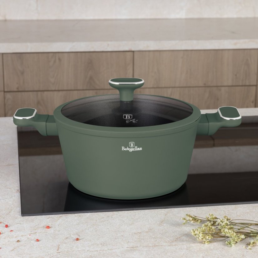 Sada nádobí s titanovým povrchem 10 ks Matte green Collection