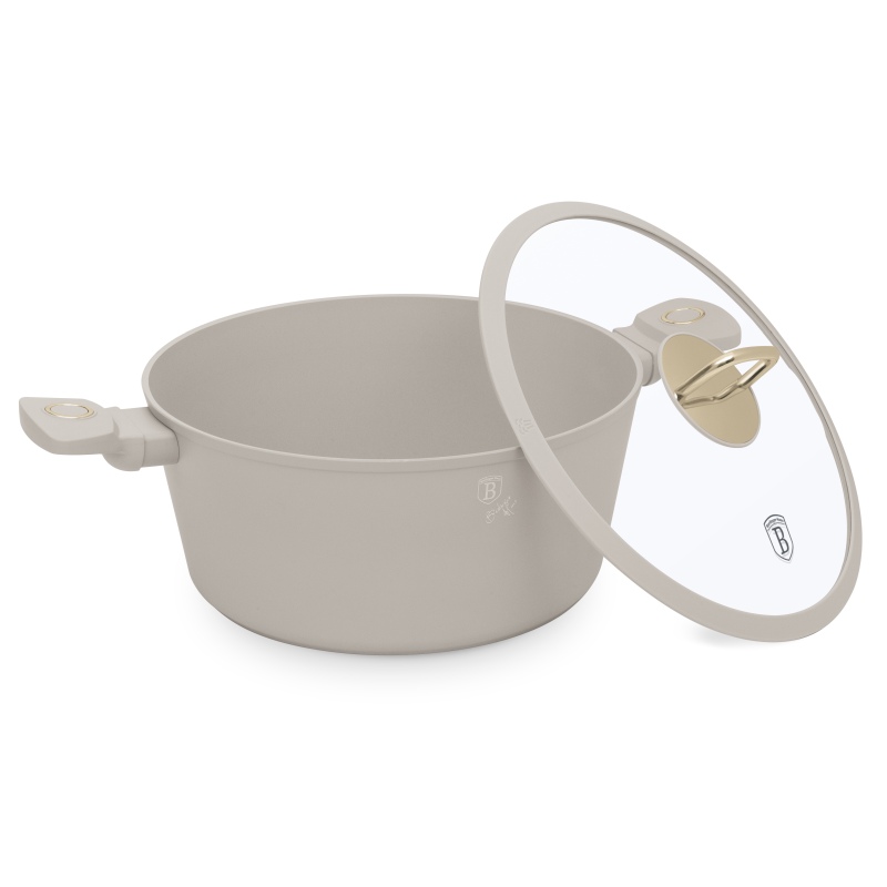 Caserola cu suprafata din titan si capac 28 cm Sahara Collection