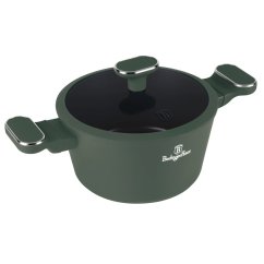 Kastrol s titanovým povrchem a poklicí 20 cm Matte Green Collection Kastrol s titanovým povrchem a poklicí 20 cm Matte Green Collection
