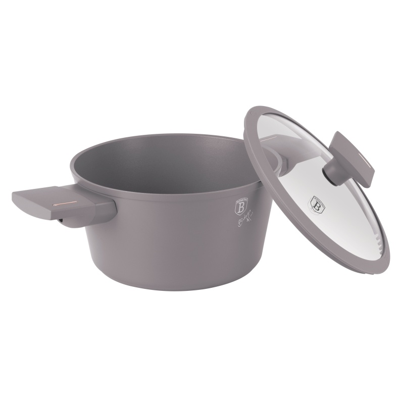 Kastrol s titanovým povrchem a poklicí 20 cm Taupe Collection