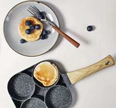 Pánev na lívance a hamburgery s mramorovým povrchem MARBLE Pánev na lívance a hamburgery s mramorovým povrchem MARBLE