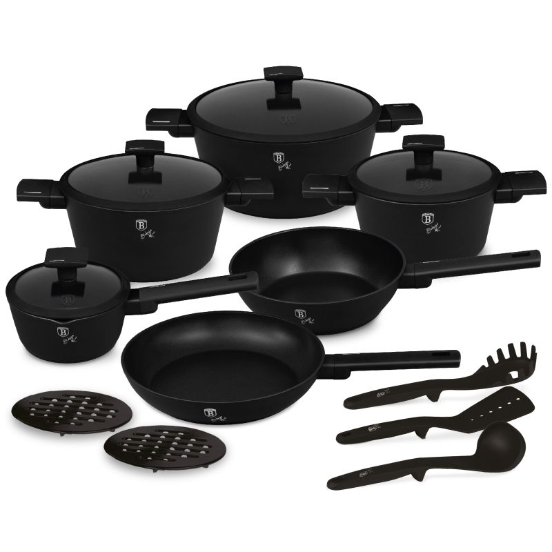 Sada nádobí s titanovým povrchem 15 ks Matte Black Collection