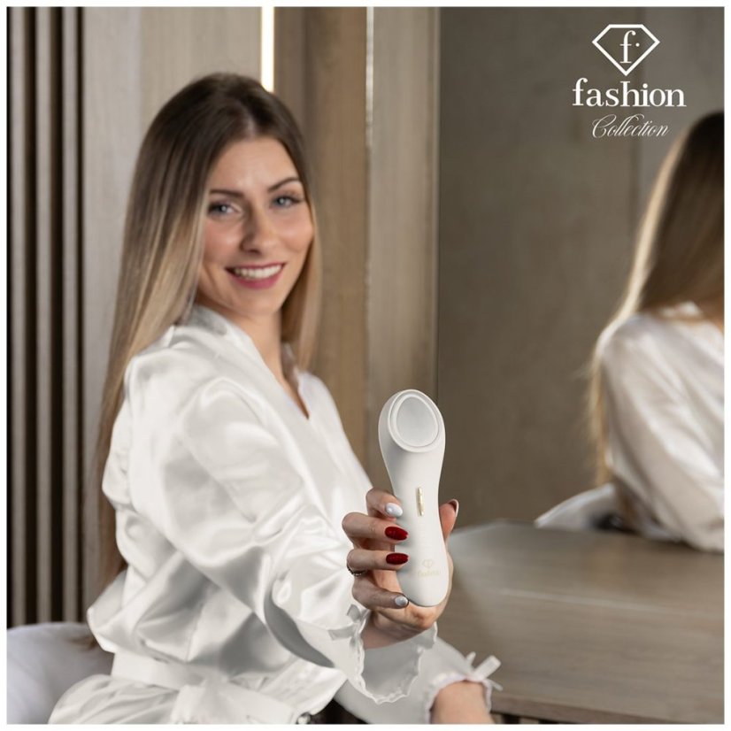 Masážny prístroj EMS na tvár s teplou aj studenou terapiou Cream Gold Collection