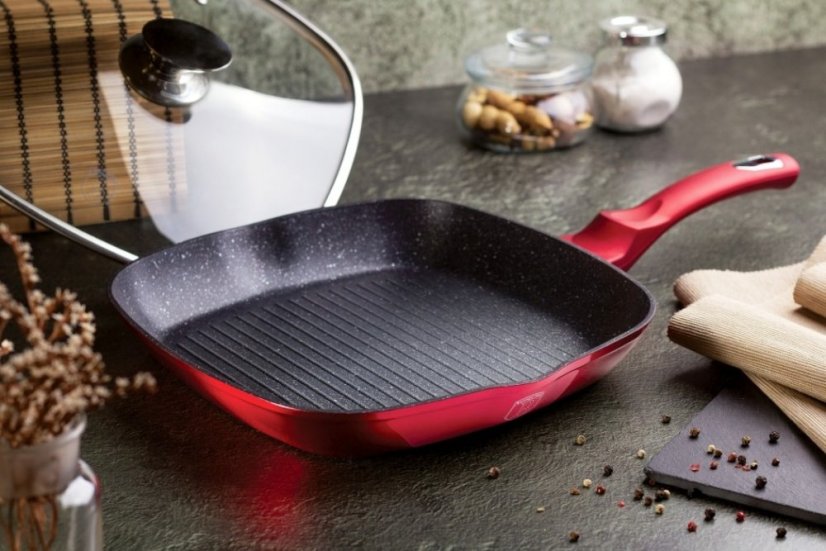 Pánev grilovací s poklicí a mramorovým povrchem 28 cm Burgundy Metallic Line