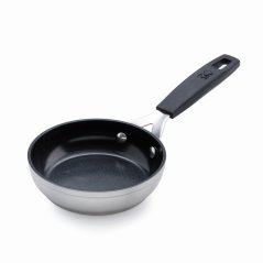 Pánev s nepřilnavým povrchem SMART 16 cm stříbrná Pánev s nepřilnavým povrchem SMART 16 cm stříbrná