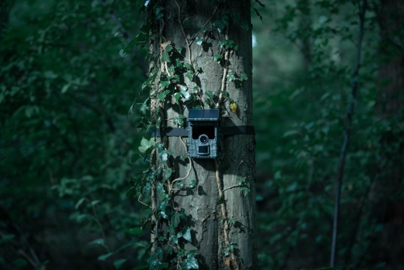 Fotopasca Camouflage EZ-Solar Wifi/Bluetooth