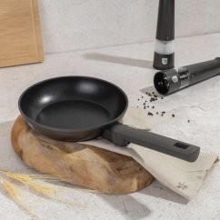 Pánev s titanovým povrchem 20 cm Antracit Collection