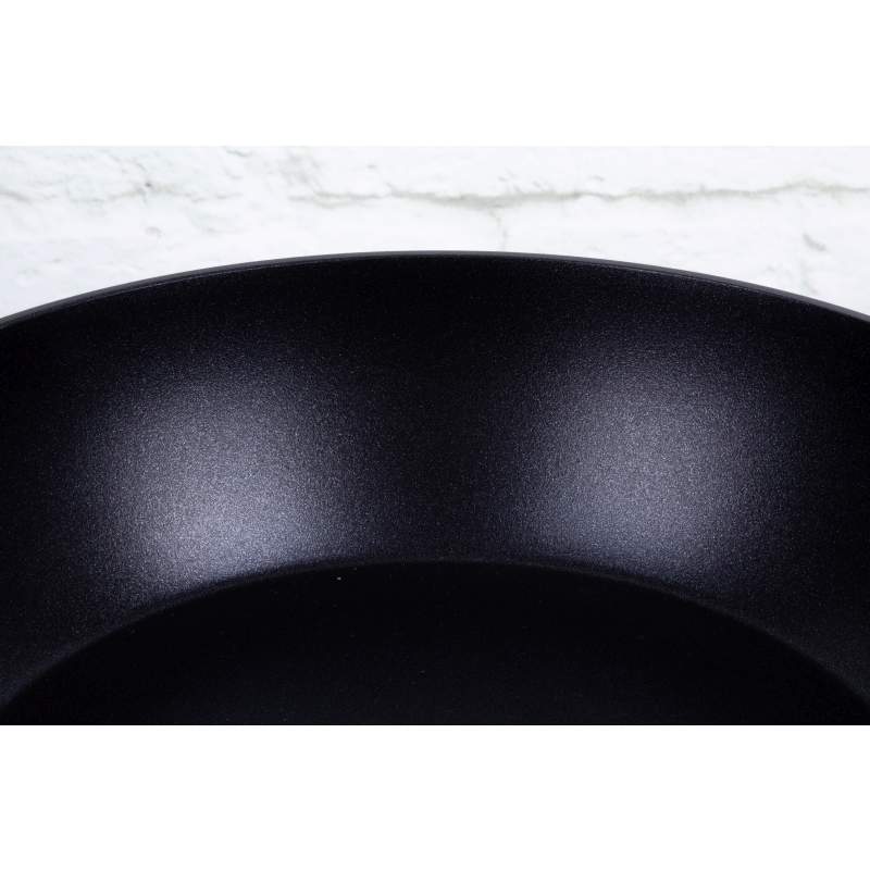 Pánev Wok s titanovým povrchem 28 cm Monaco Collection