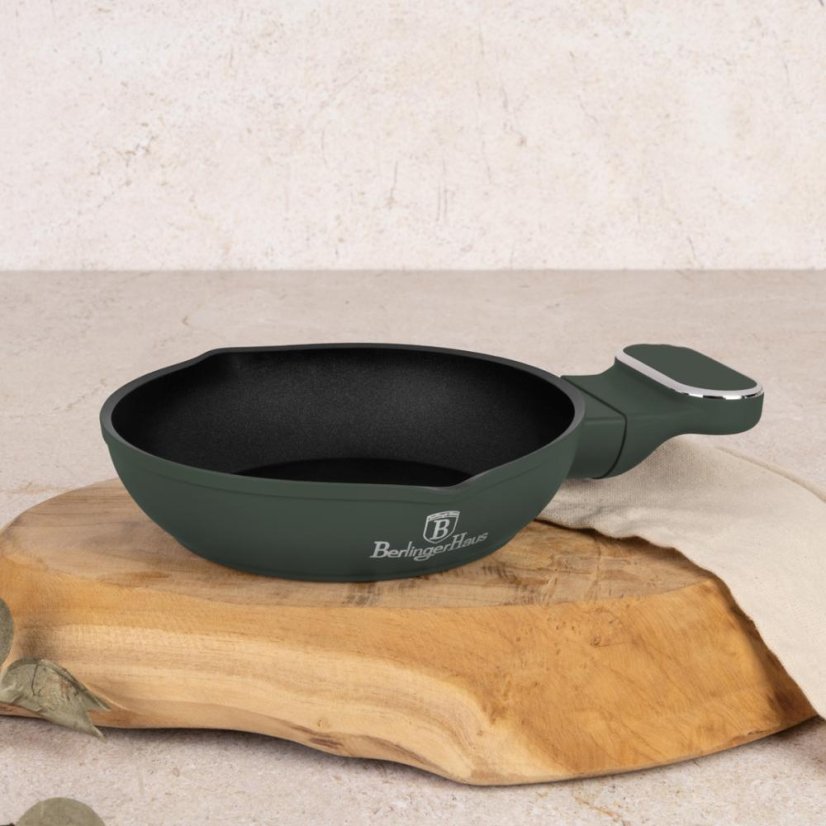 Tigaie cu strat de titan, 16 cm, din colecția Matte Green