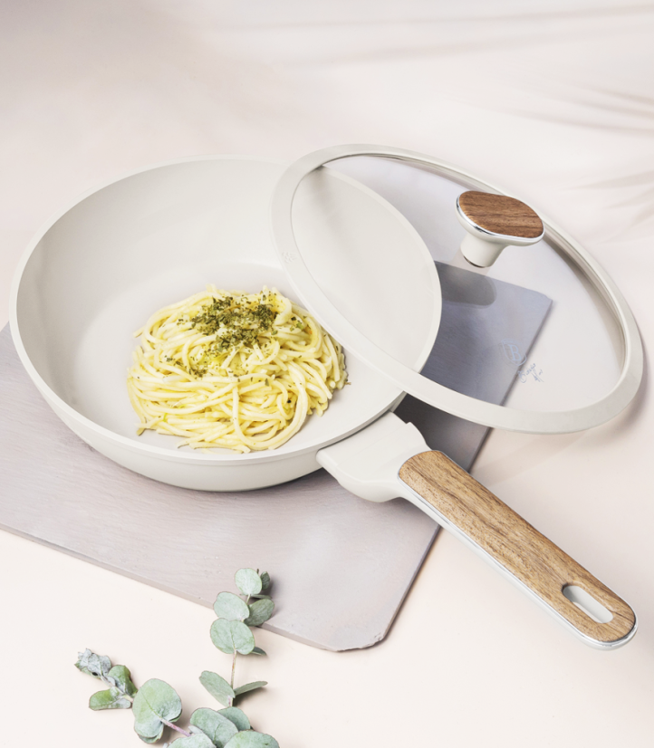 Sada nádobí s titanovým povrchem 15 ks Sahara Nordic Collection