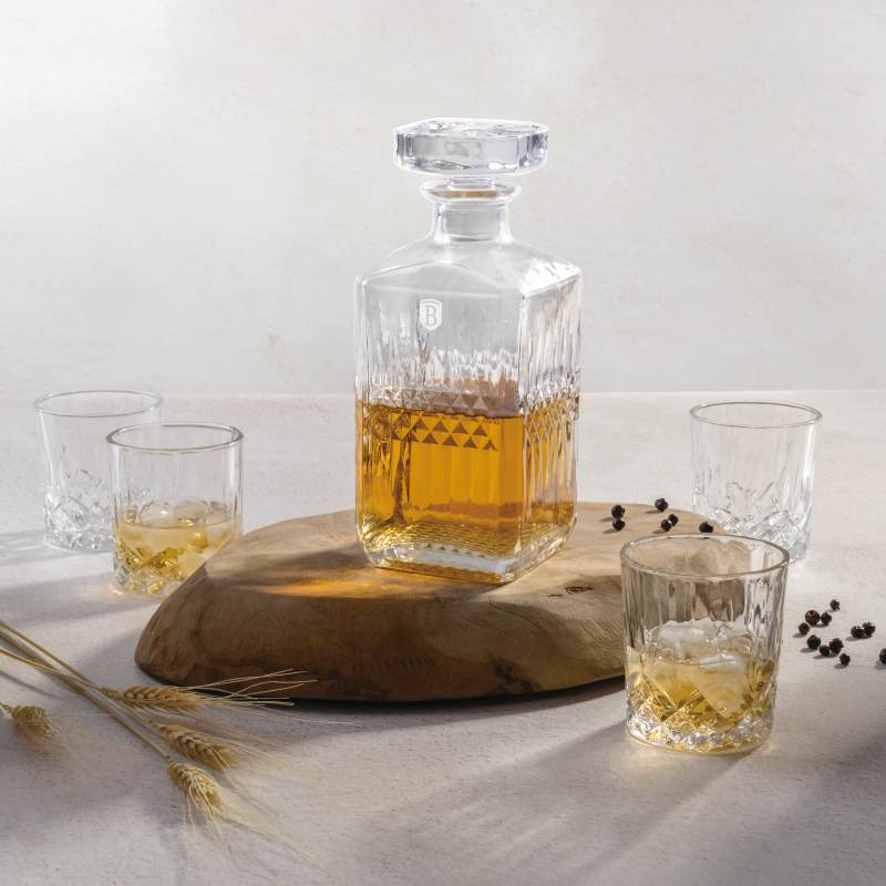 Sada lahve 750 ml a 4 ks sklenic na whisky 220 ml