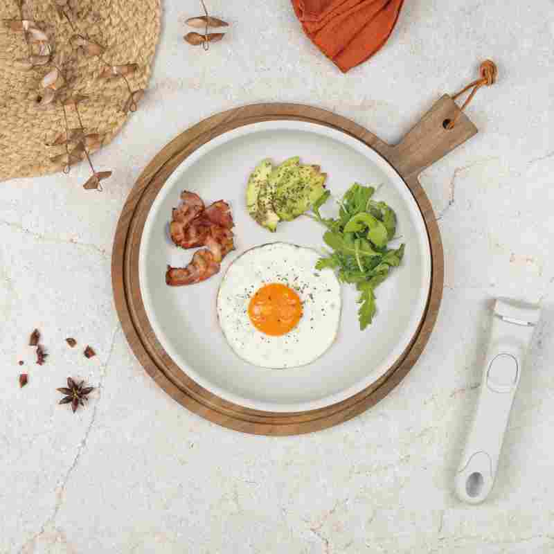 Sada nádobí s titanovým povrchem 13 ks Sahara Nordic Collection