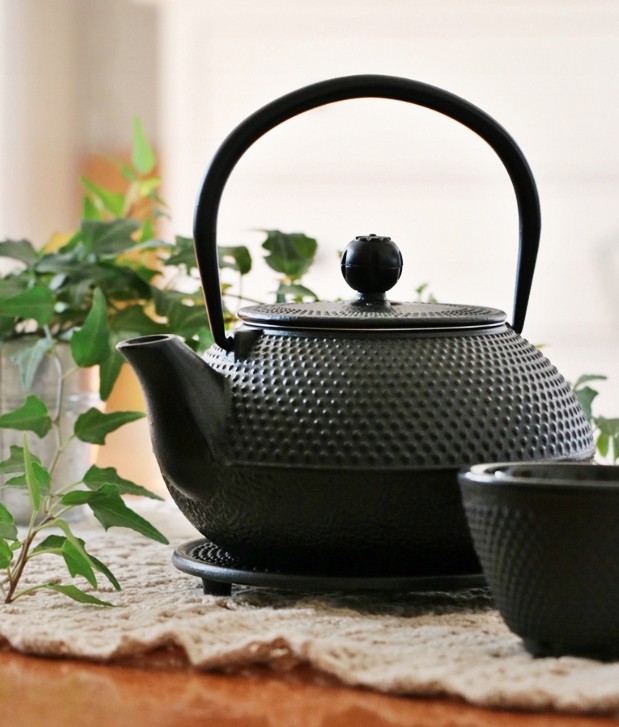 Ceainic din fonta Imperial 0,8 l negru