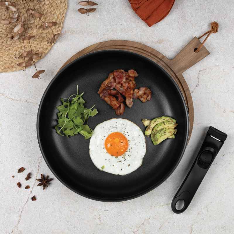 Sada nádobí s titanovým povrchem 12 ks Monaco Collection