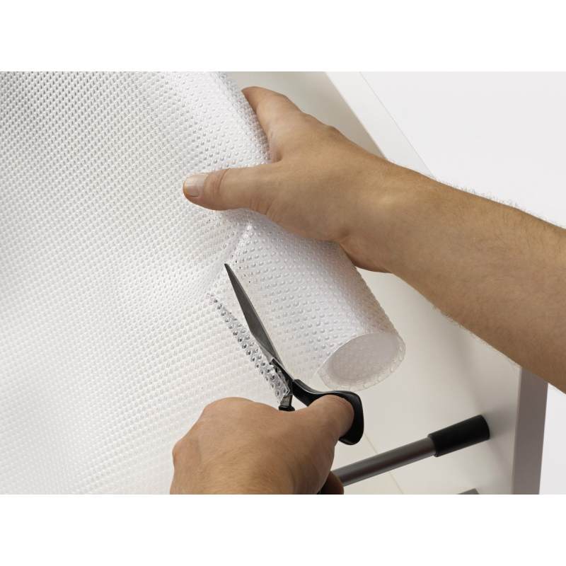 Protiskluzová vložka do zásuvky SOLETTA transparentní   150x50cm