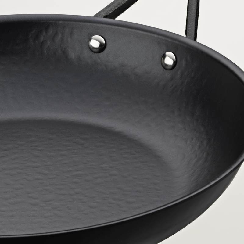 Pánev železná Ruvido černá 28cm