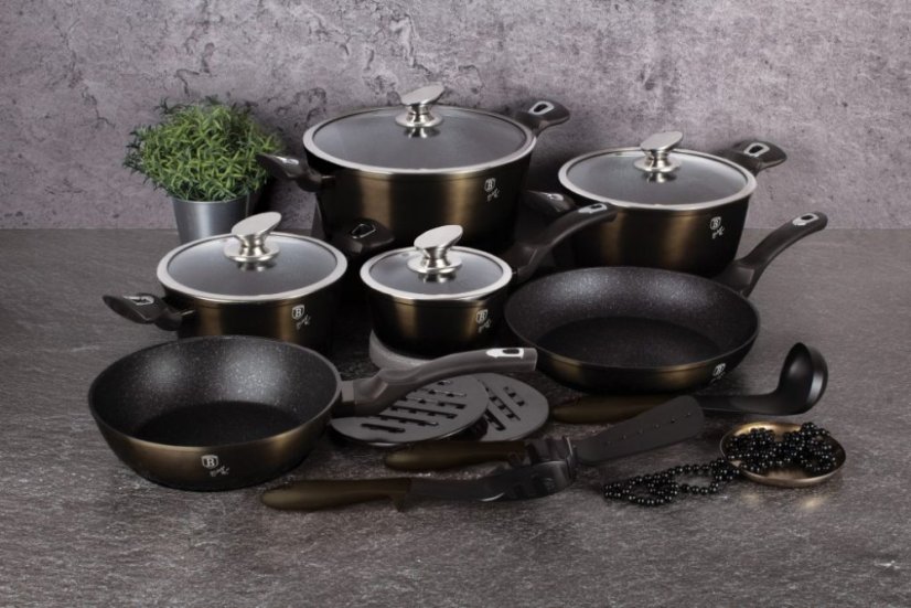 Kastrol s mramorovým povrchem 24 cm Shiny Black Collection 2 poklice