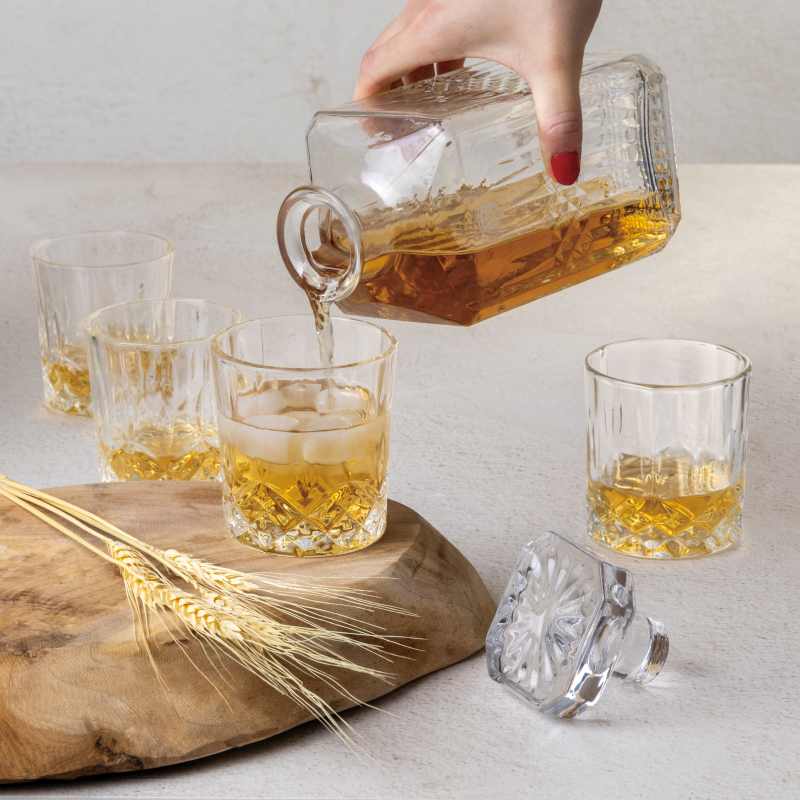 Sada lahve 750 ml a 4 ks sklenic na whisky 220 ml
