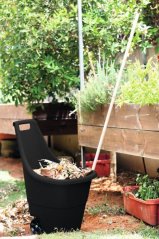 Cărucior de grădină Keter Easy Go Breeze 50L negru