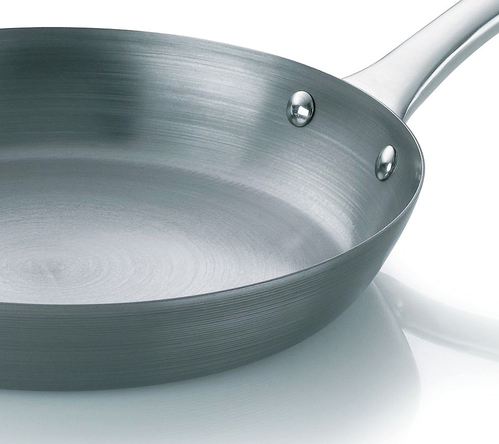 KELA Pánev železná FERRUM 24 cm KL-11616