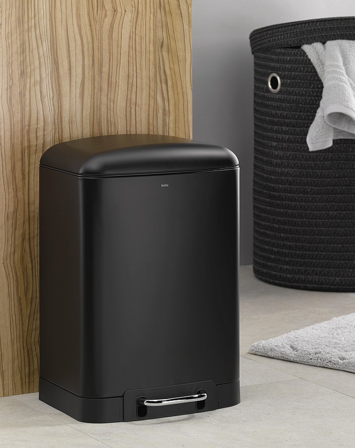 KELA Odpadkový kôš DAVINO 30 l čierna KL-10923