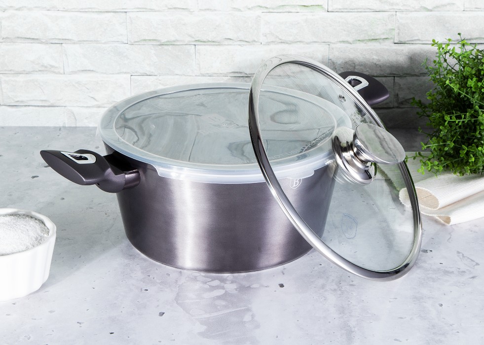 BERLINGERHAUS Kastról s pokrievkou s mramorovým povrchom 24 cm Carbon PRO Line BH-6893