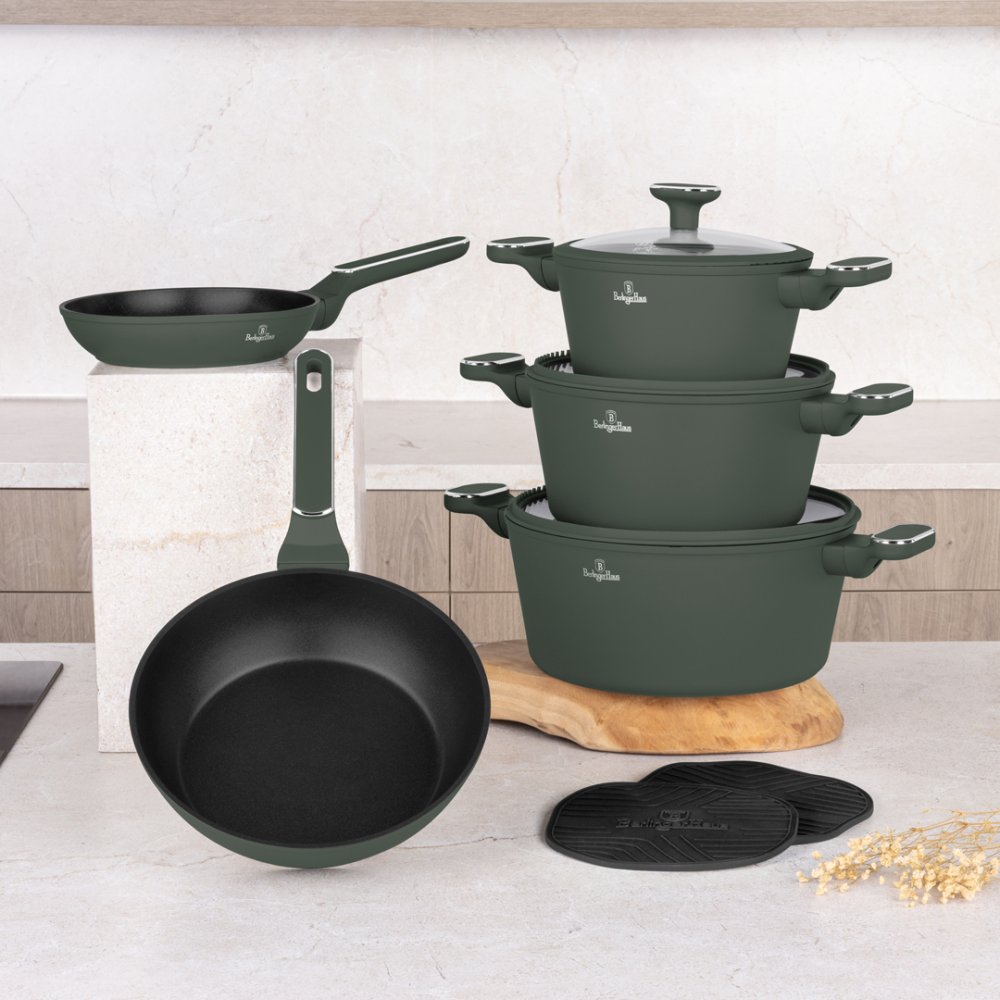 BERLINGERHAUS Sada nádobí s titanovým povrchem 10 ks Matte green Collection BH-8207