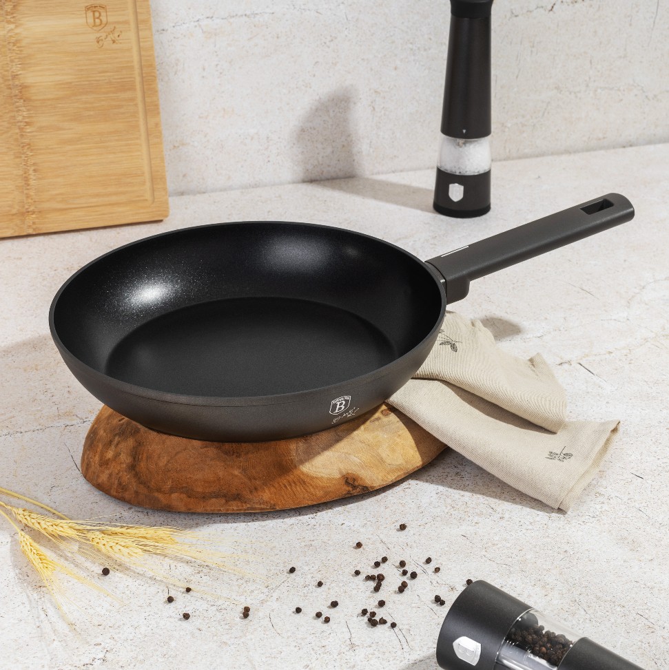 BERLINGERHAUS Sada pánví s titanovým povrchem 3 ks Antracit Collection BH-8139